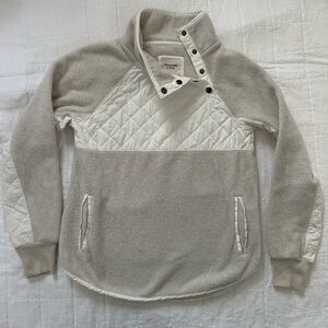 A&F Asymmetrical Snap Fleece Quilted Pullover